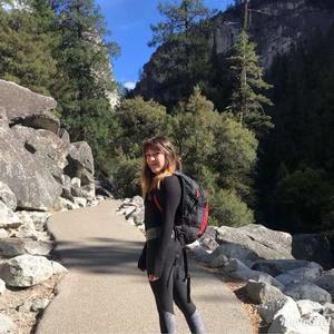 Meet your Posher, Adriana